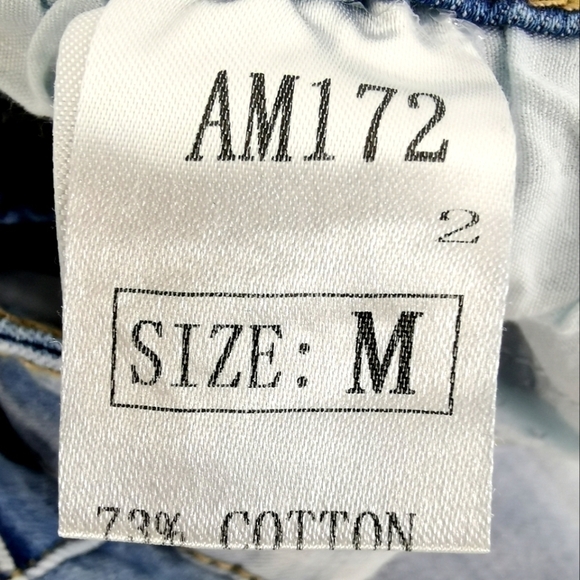 The Creasa Women's M Floral Embroidered Light Jean - Picture 13 of 16